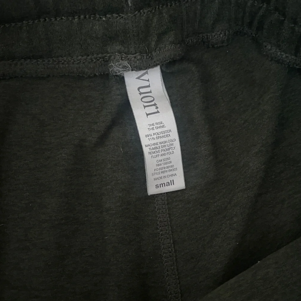 EUC Vuori DreamKnit Jogger Pants Olive Green Small - Picture 2 of 6
